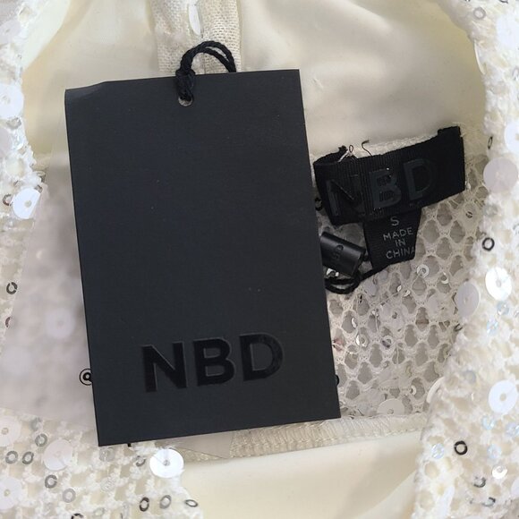 NBD Ibiza Sheer Mesh White Sequin Top Glam Crop NEW Womens Small Layering - Picture 4 of 9